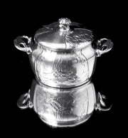 Orfevre Gallia - 7pc. Extremely Rare, Original French Art Nouveau Silver Plate Tea Set Including Serving Tray and “Carnation” hors-d'œuvre Serving Platter !