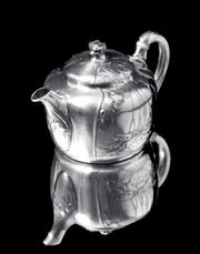 Orfevre Gallia - 7pc. Extremely Rare, Original French Art Nouveau Silver Plate Tea Set Including Serving Tray and “Carnation” hors-d'œuvre Serving Platter !